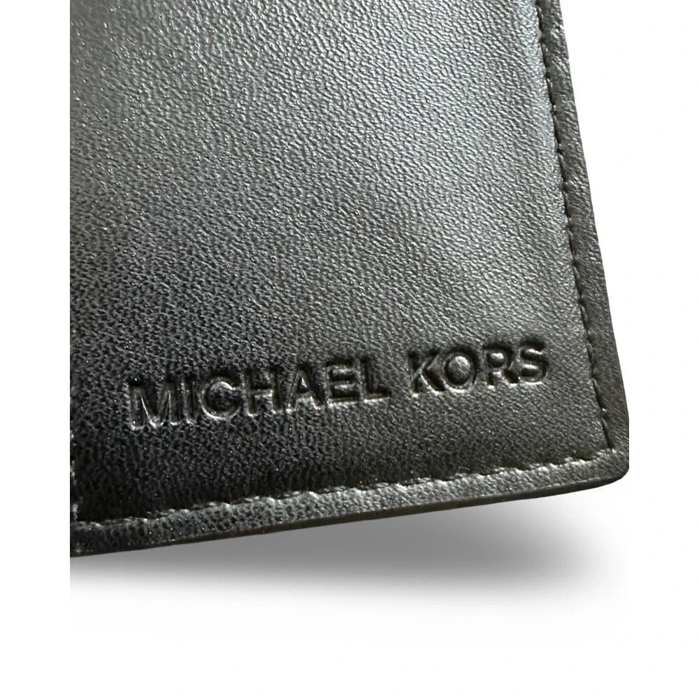 Michael Kors Key Case AV-2202